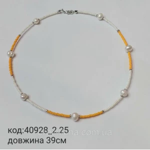 Изображение товара -  Колье из белого и оранжевого бисера с жемчугом на леске ручная работа